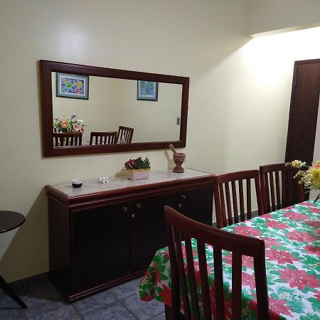 Ubatuba - Praia Grande - 2 Quadras Da Praia Екстериор снимка