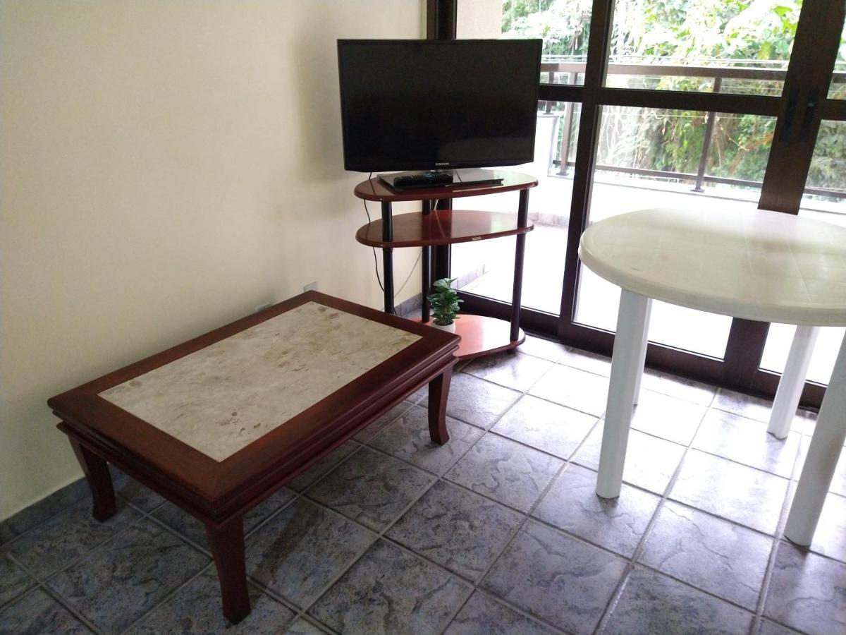 Ubatuba - Praia Grande - 2 Quadras Da Praia Екстериор снимка