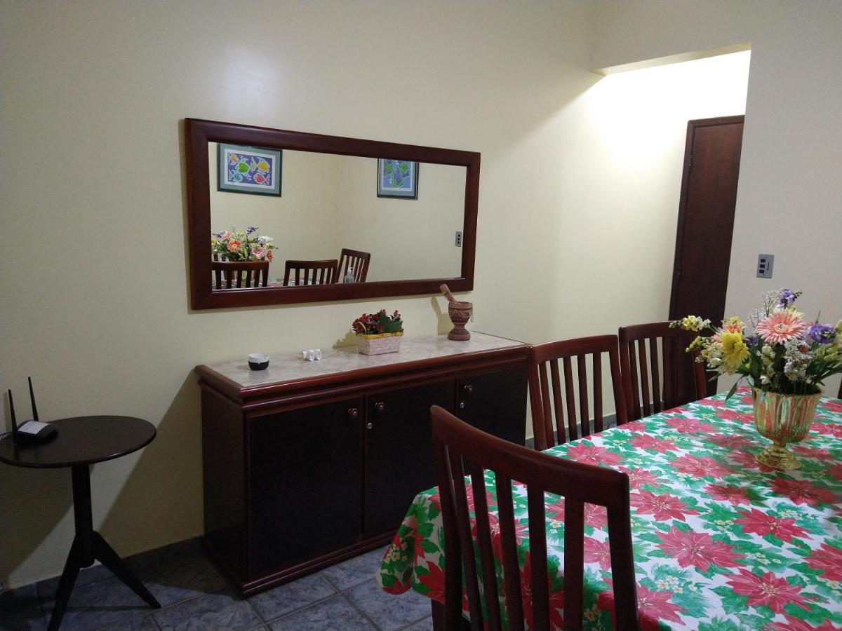 Ubatuba - Praia Grande - 2 Quadras Da Praia Екстериор снимка